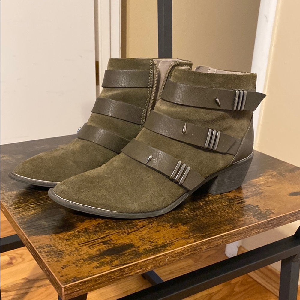 Circus by Sam Edelman Dark Green Suede Ankle Boots